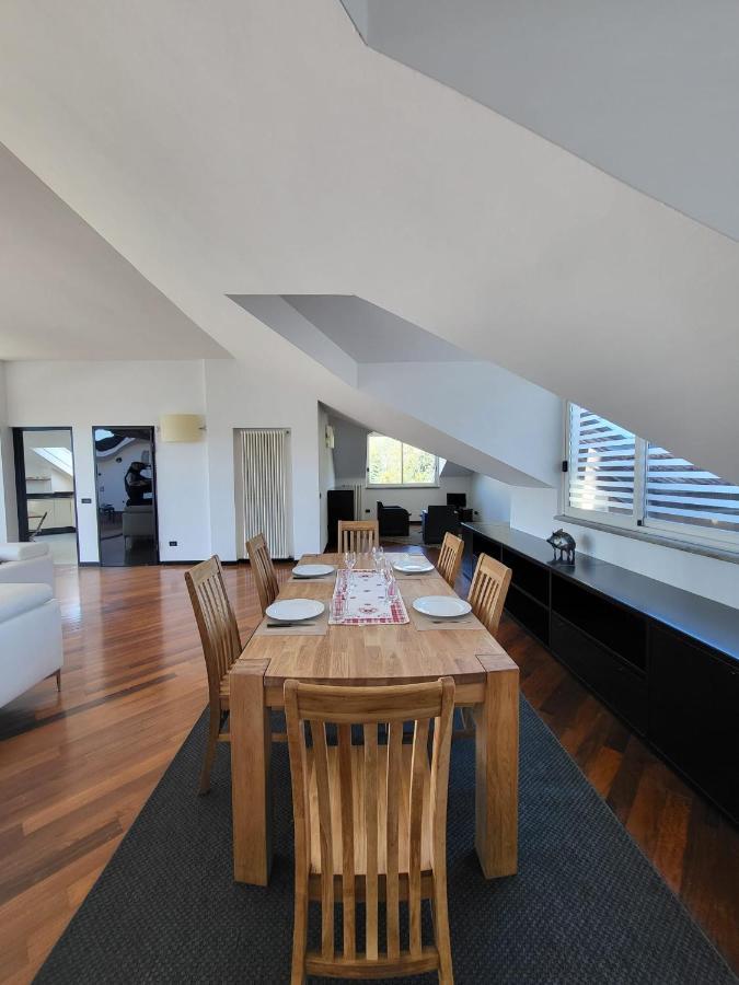 Apartamento Attico Dei Castelli Verbania Exterior foto